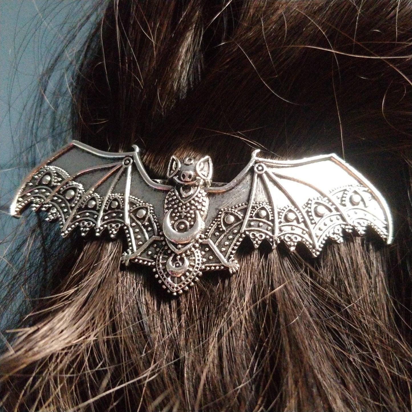 Bat Hair Barrette- gothic victoriana hair clip- large bat, tactile lace filigree design on metal