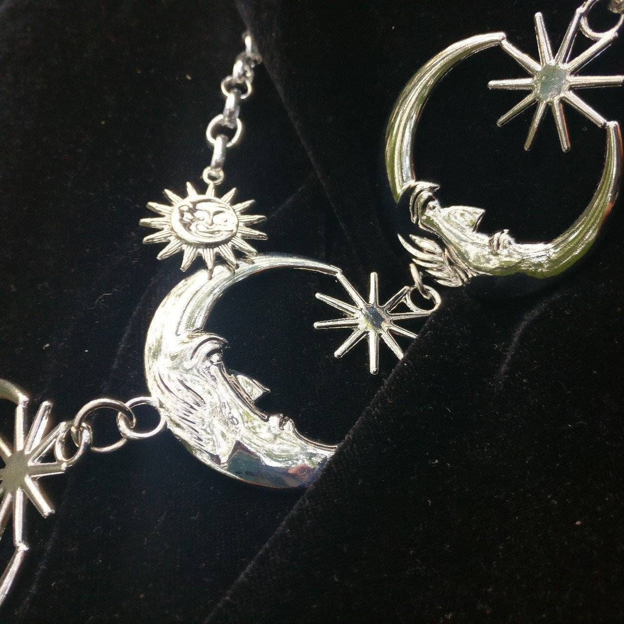 Celestial Belt/ Moon and Stars Chain Belt/ Hippy Boho Bohemian RETRO 90S silver moon waist chain// wedding sash- silver or gold