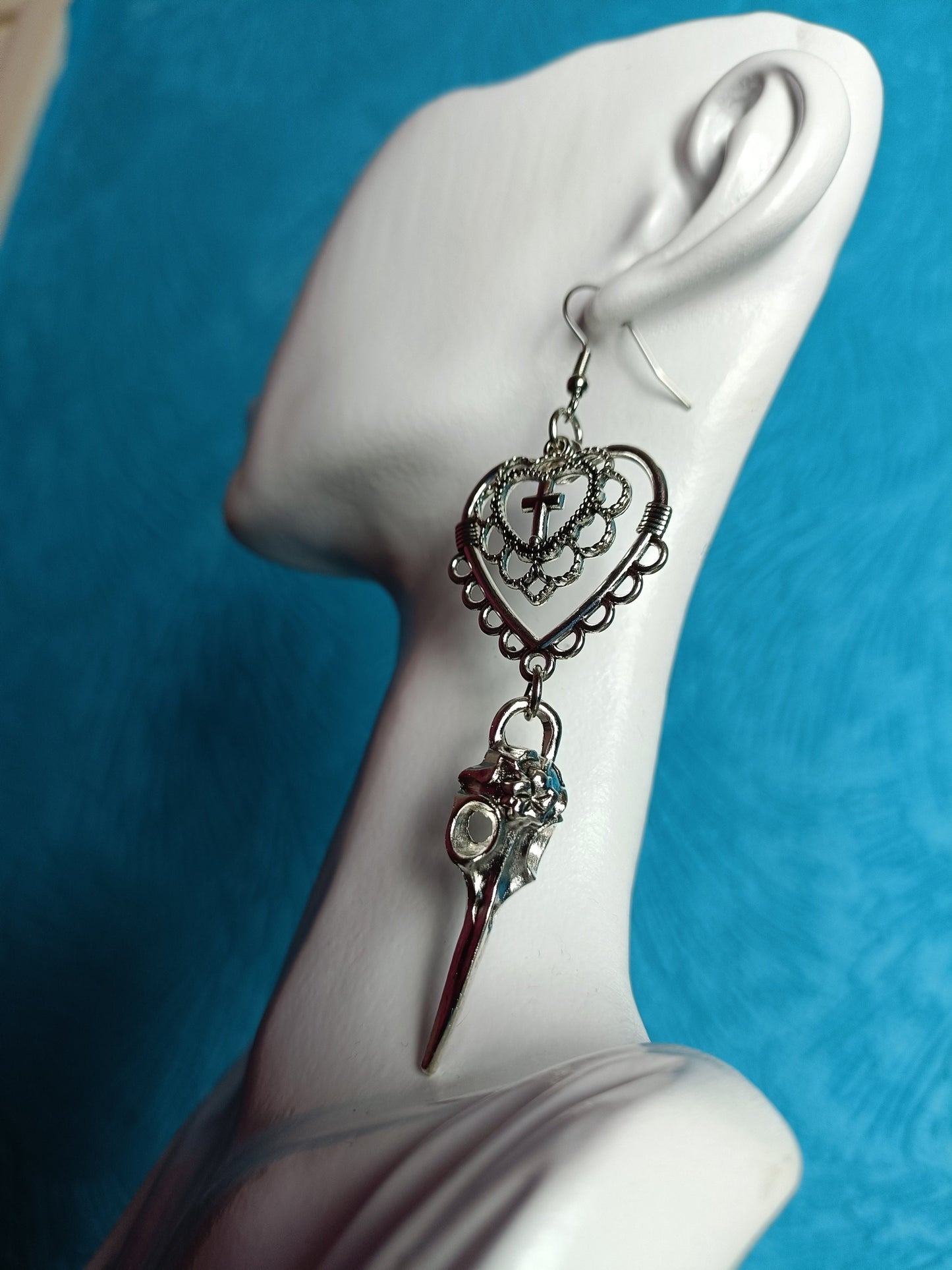 Filigree Heart Earrings with Raven Skull