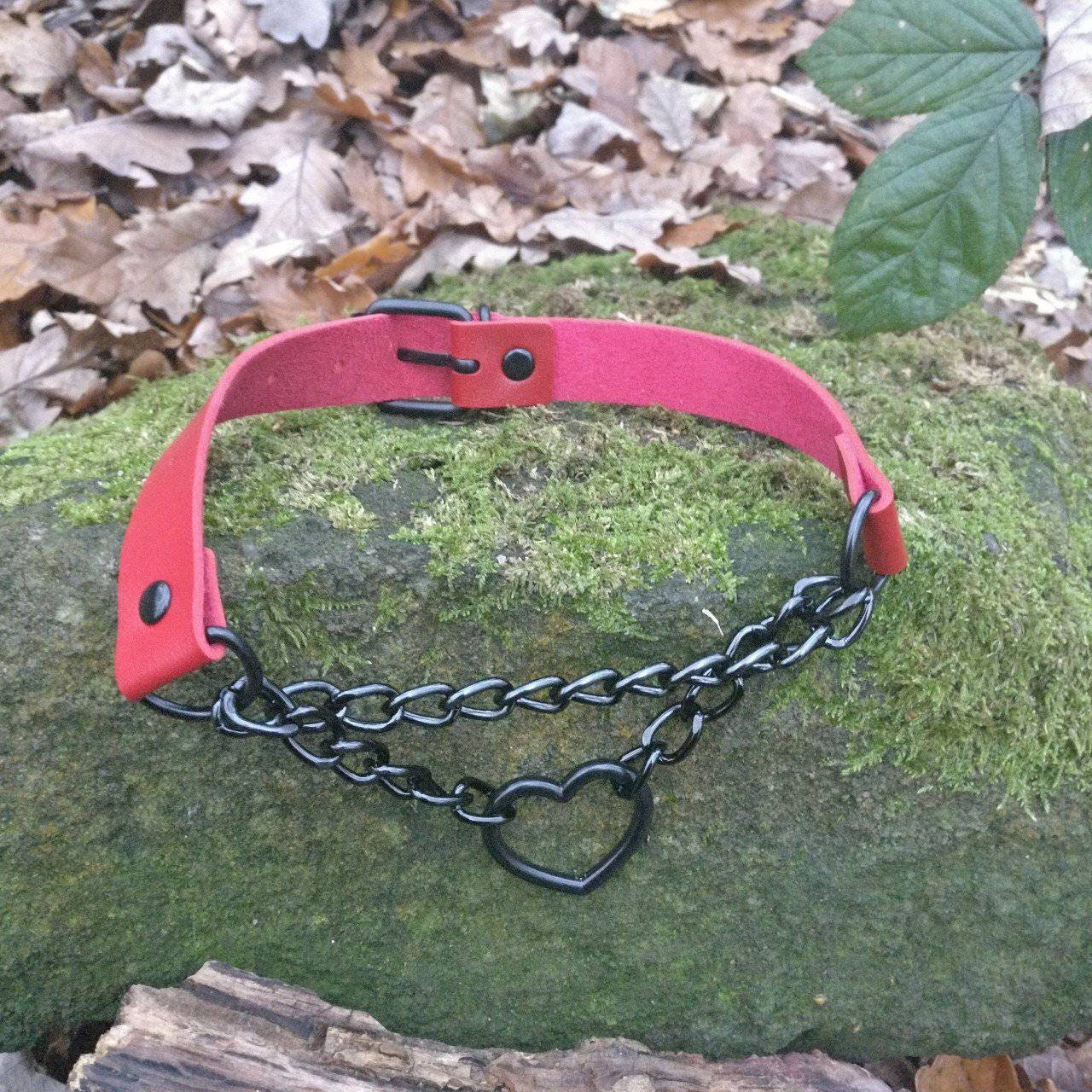 Heart Chain Choker
