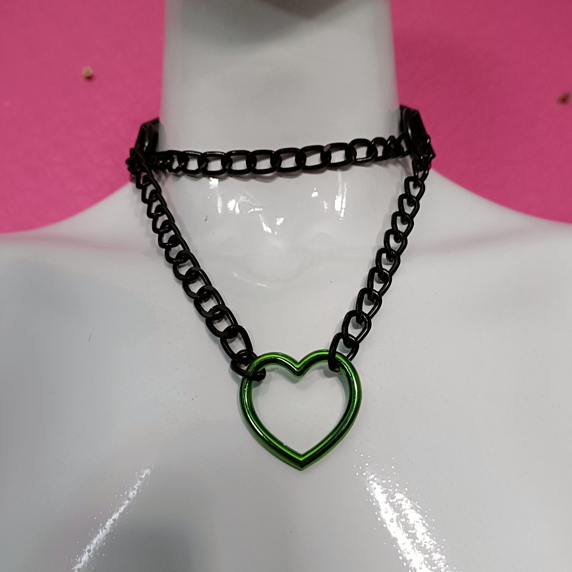Heart Chain Choker - Choke Chain Version!! Green Heart, Black Faux Leather