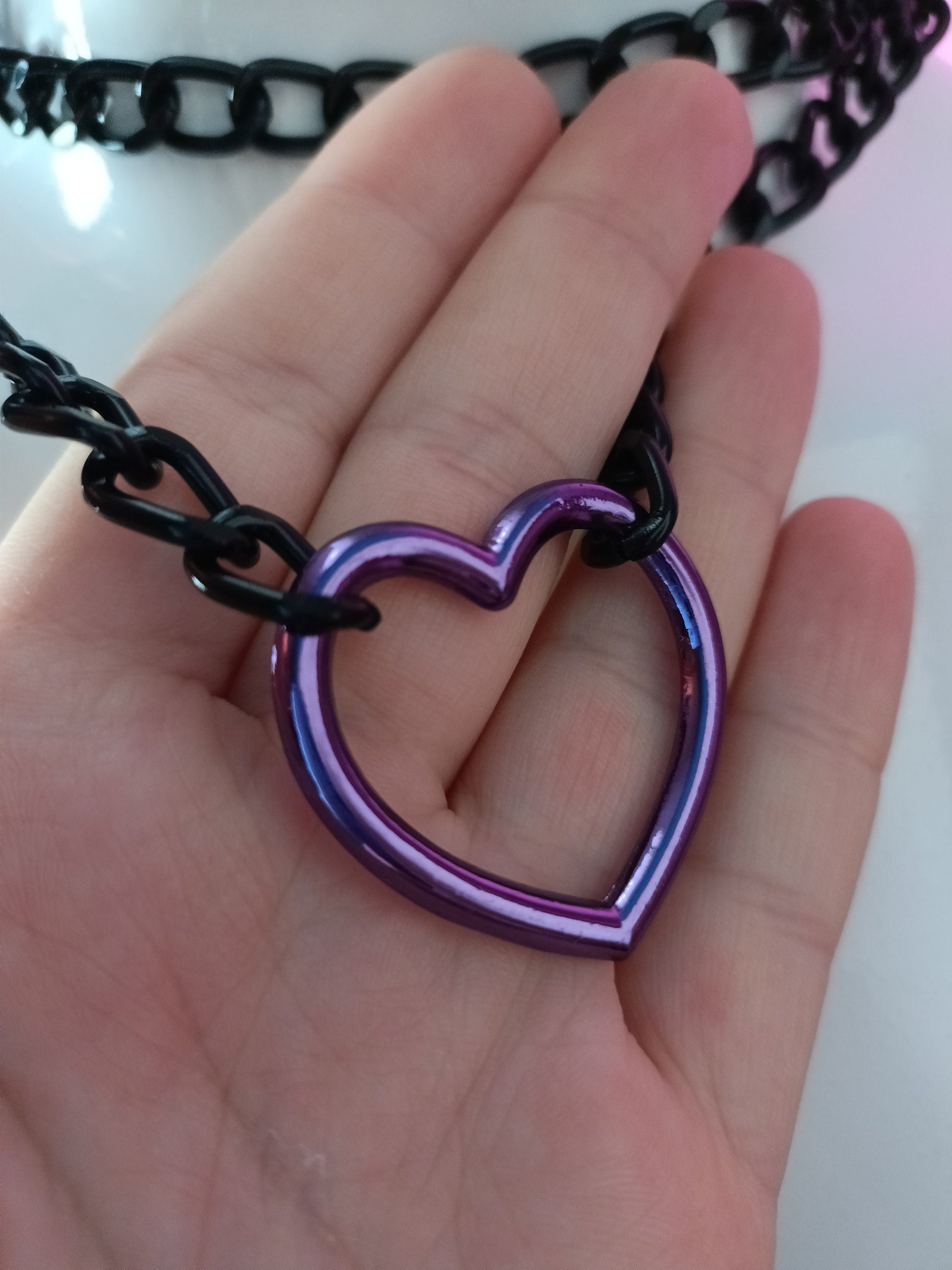 Heart Chain Choker - Choke Chain Version! Martingale Collar - Purple metallic / pearlescent Heart