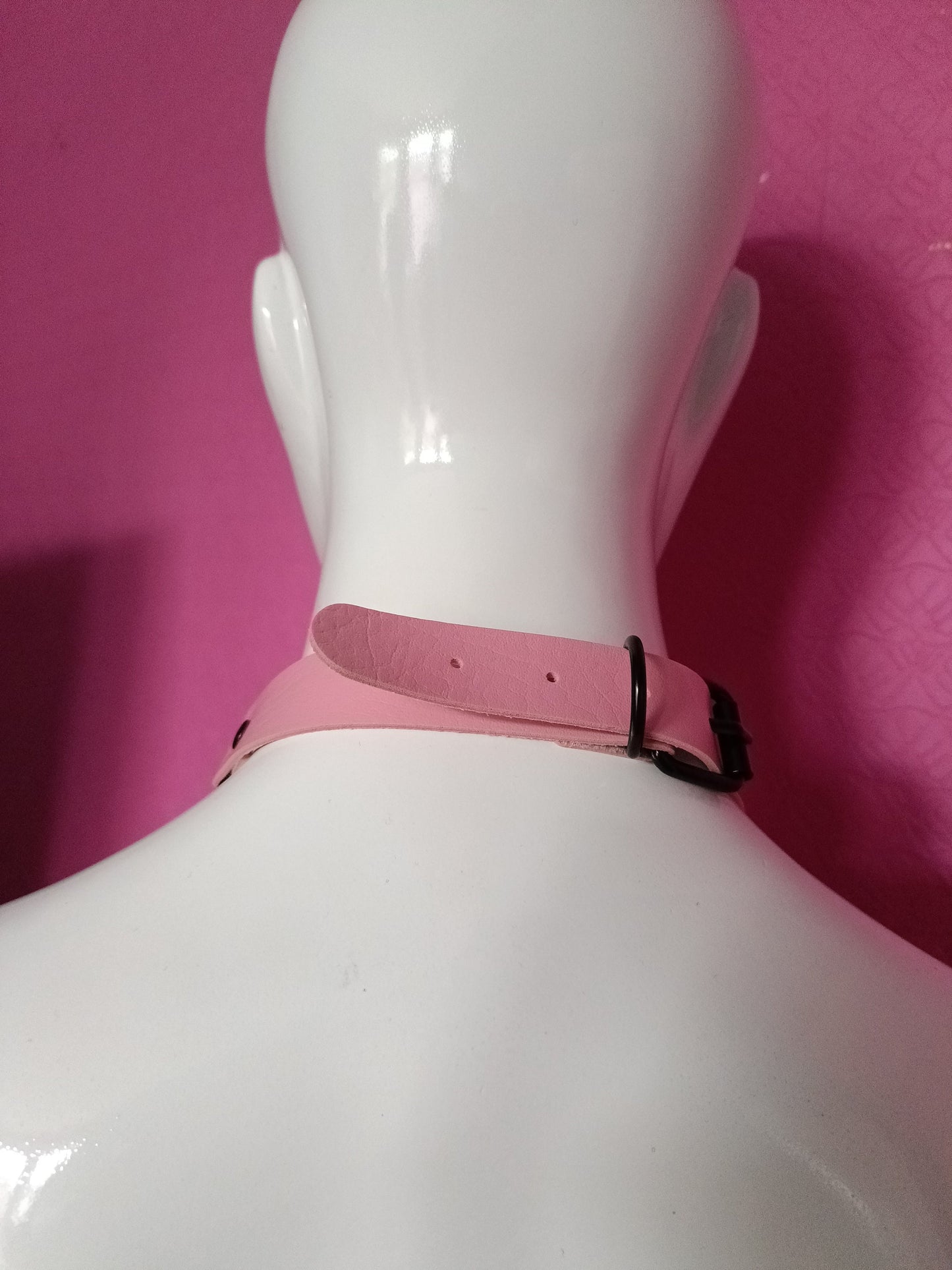 Heart Chain Choker - Choke Chain Version!! Pink Heart, pink Faux Leather