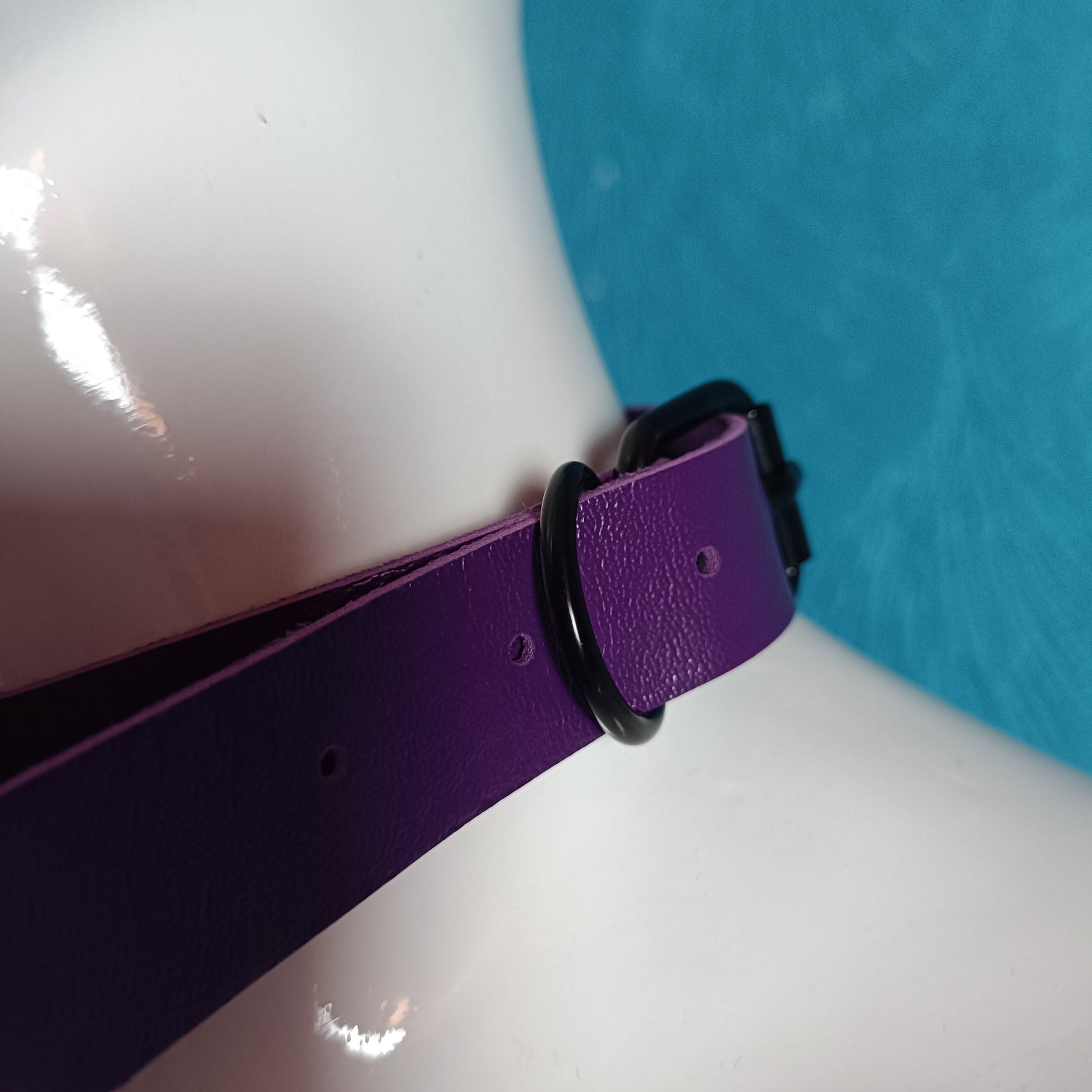 Heart Chain Choker - Choke Chain Version!! Purple