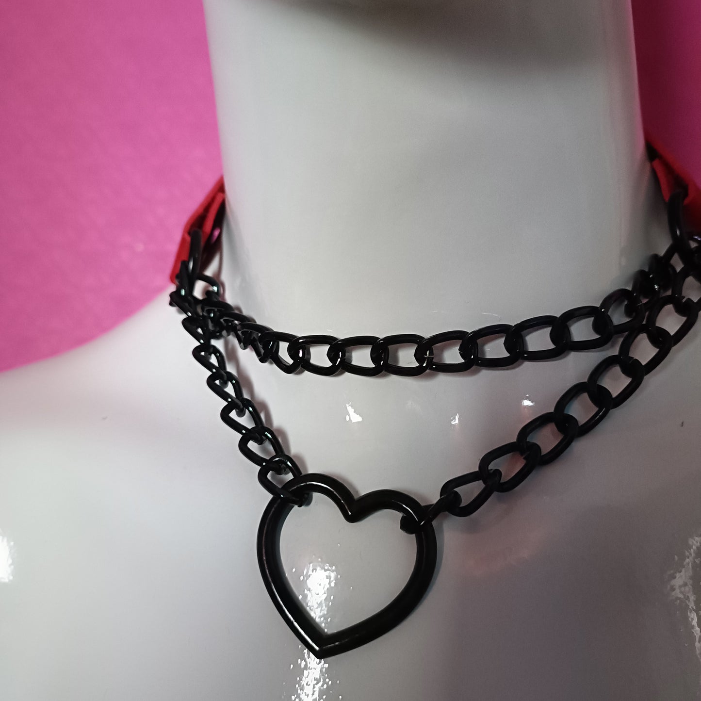 Heart Chain Choker - Choke Chain Version!! Red