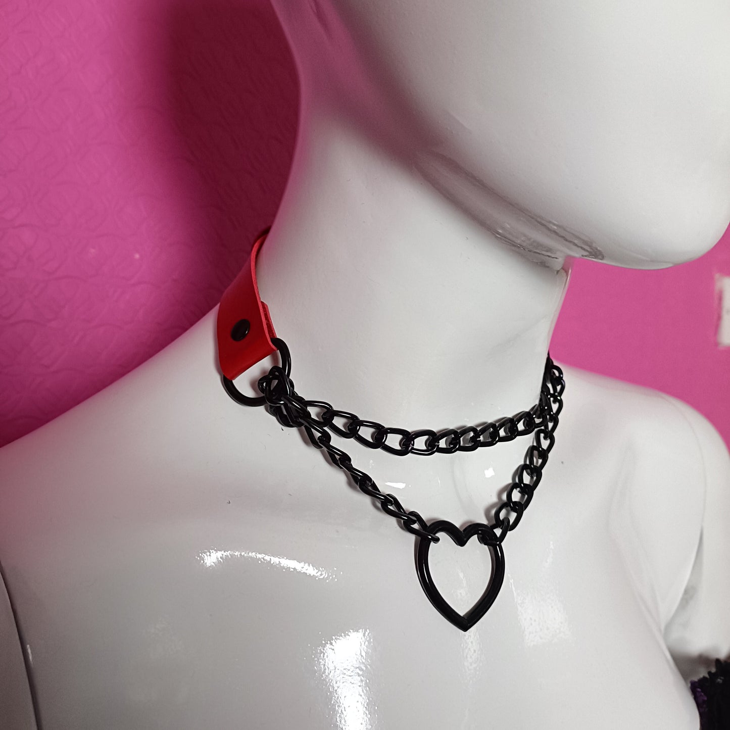 Heart Chain Choker - Choke Chain Version!! Red