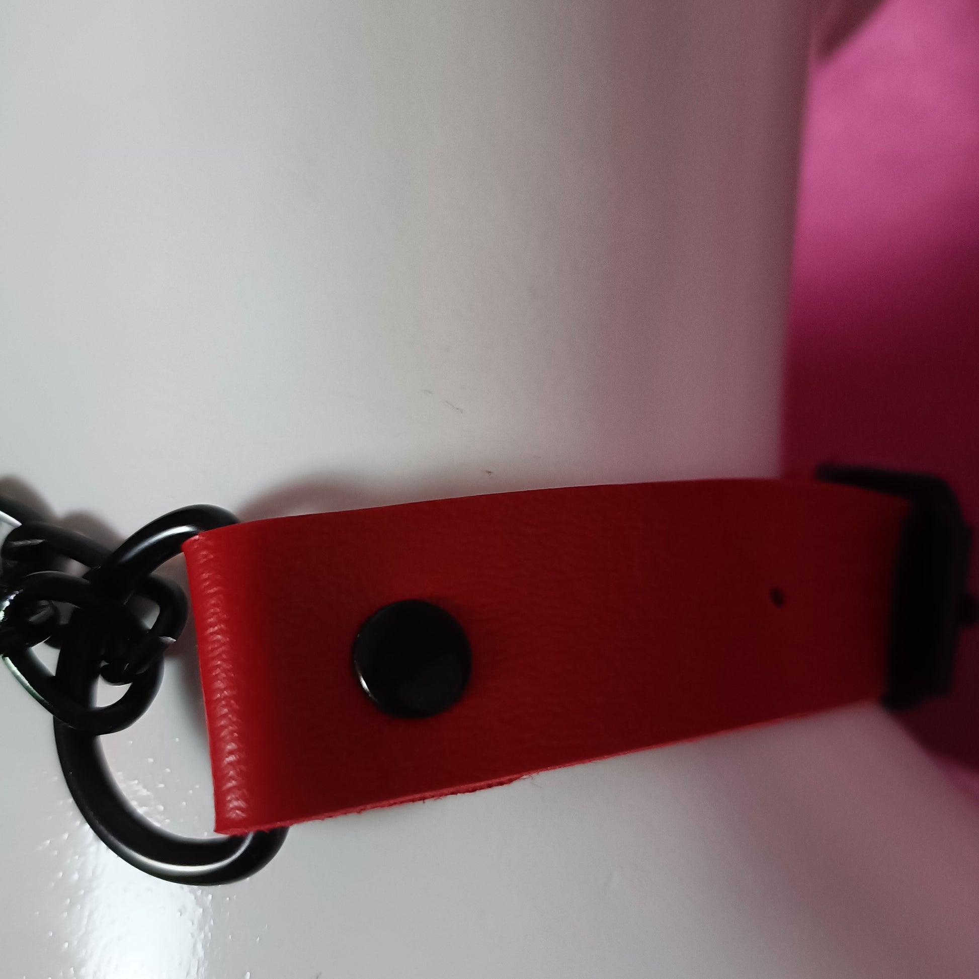 Heart Chain Choker - Choke Chain Version!! Red