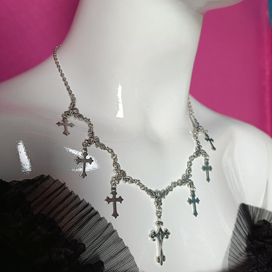 Intricate gothic necklace- Crucifix