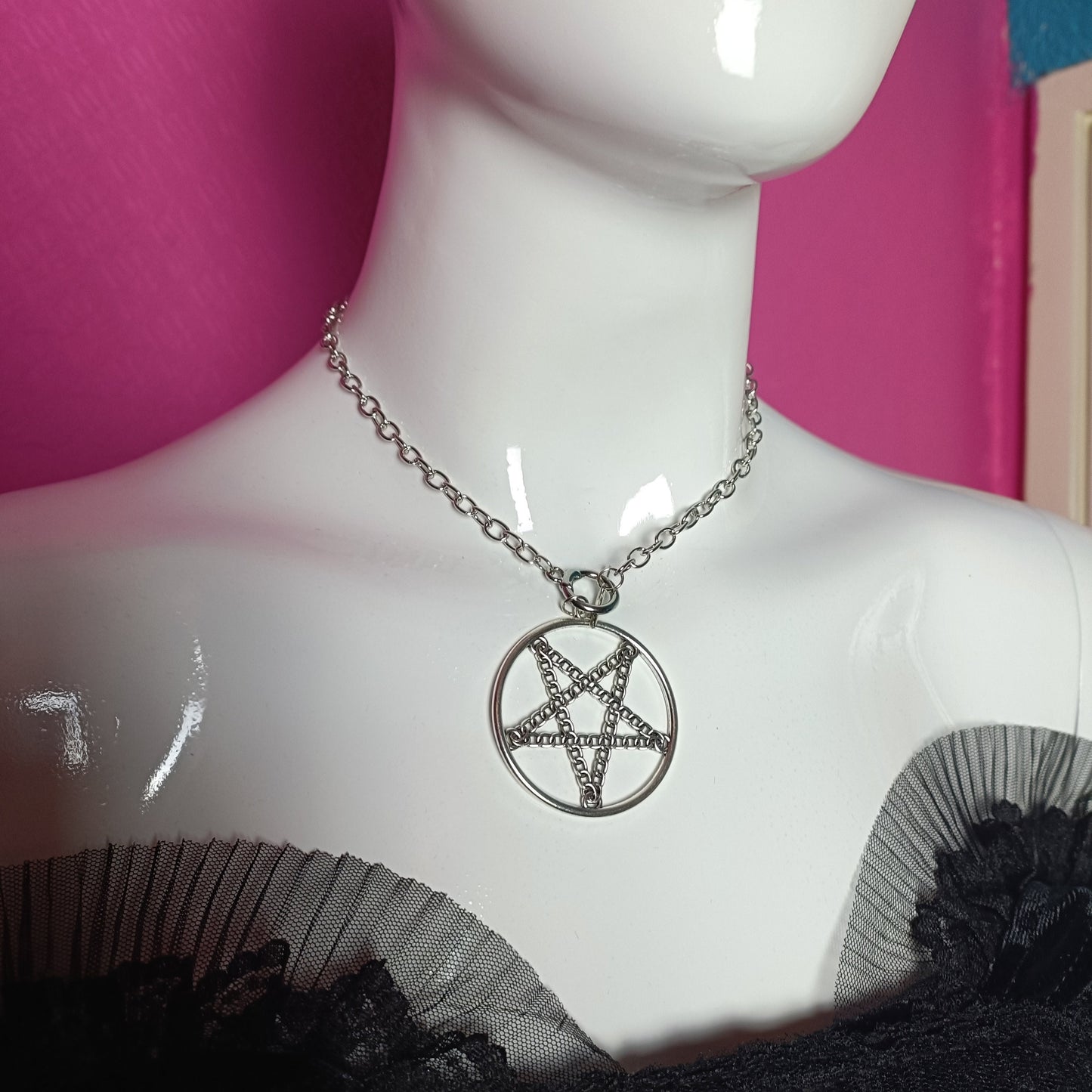Pentagram Choker