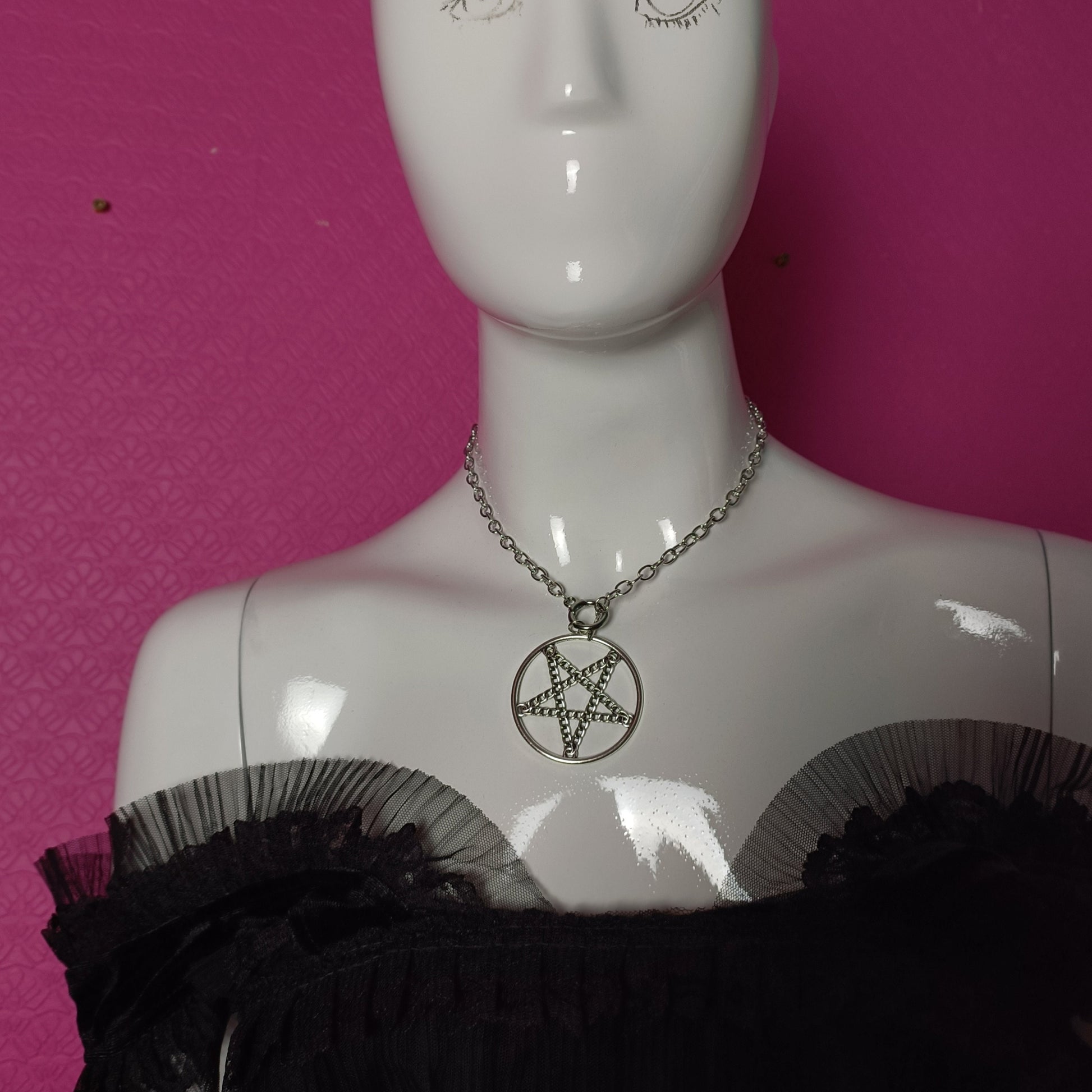 Pentagram Choker