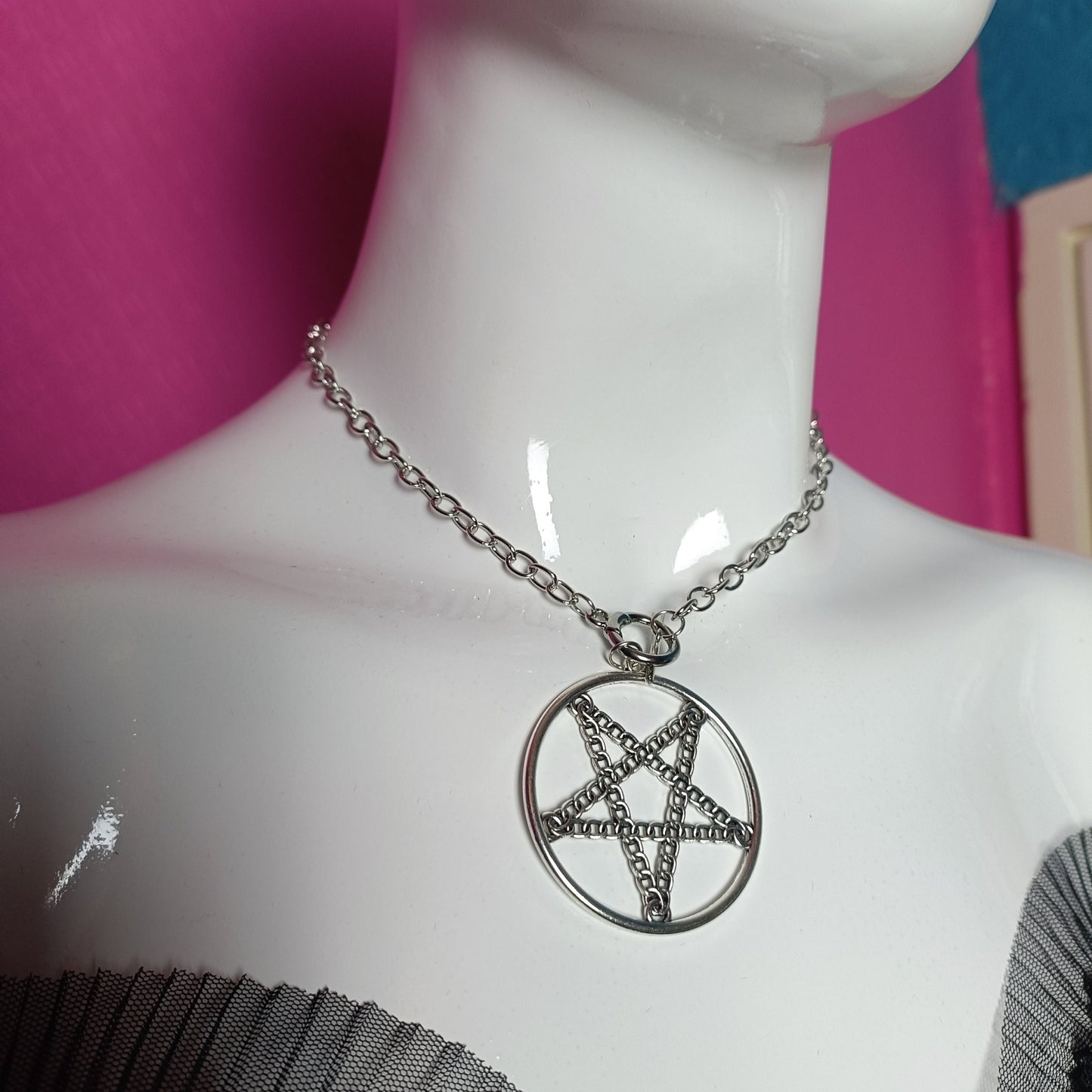 Pentagram Choker