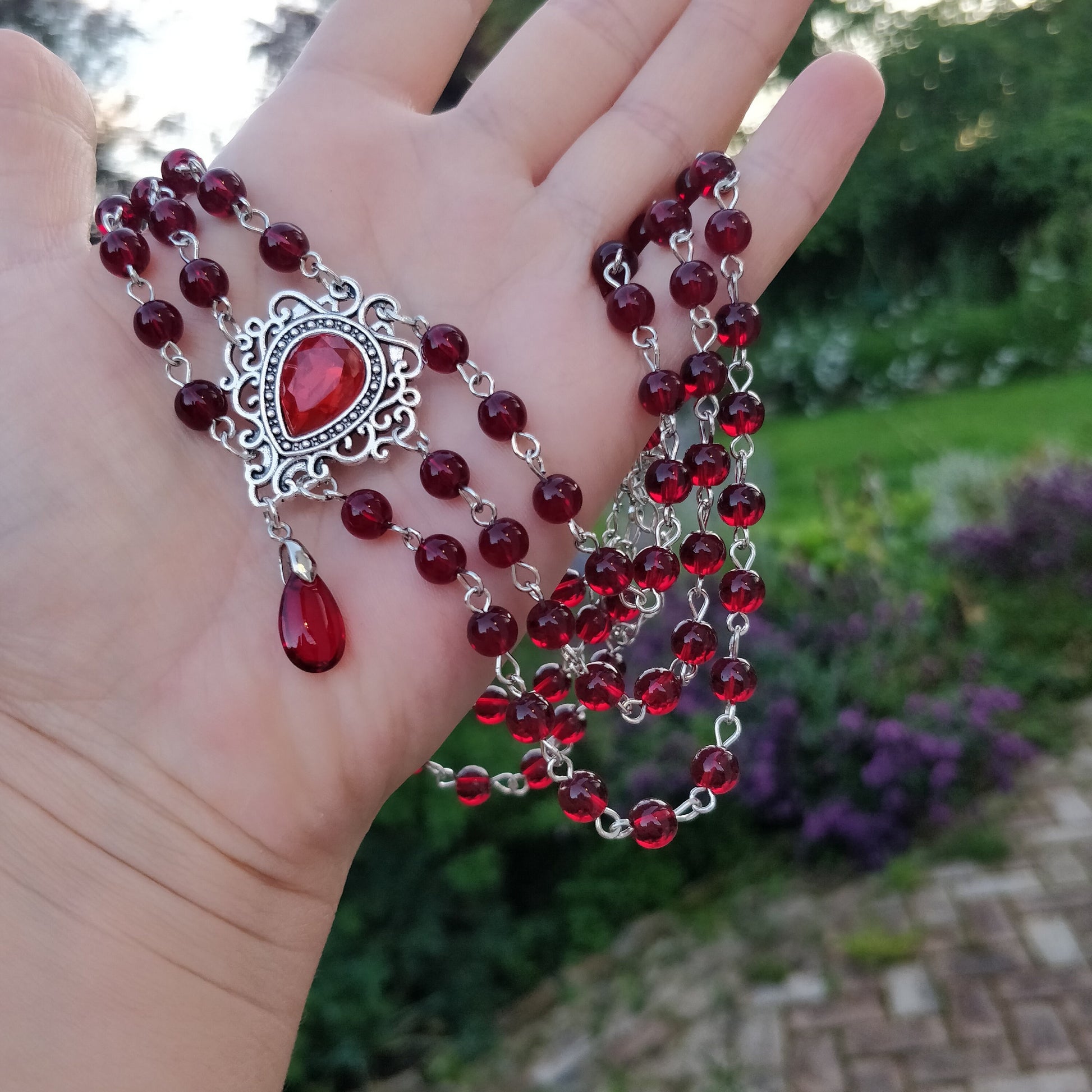 Vamp Choker- triple layer red