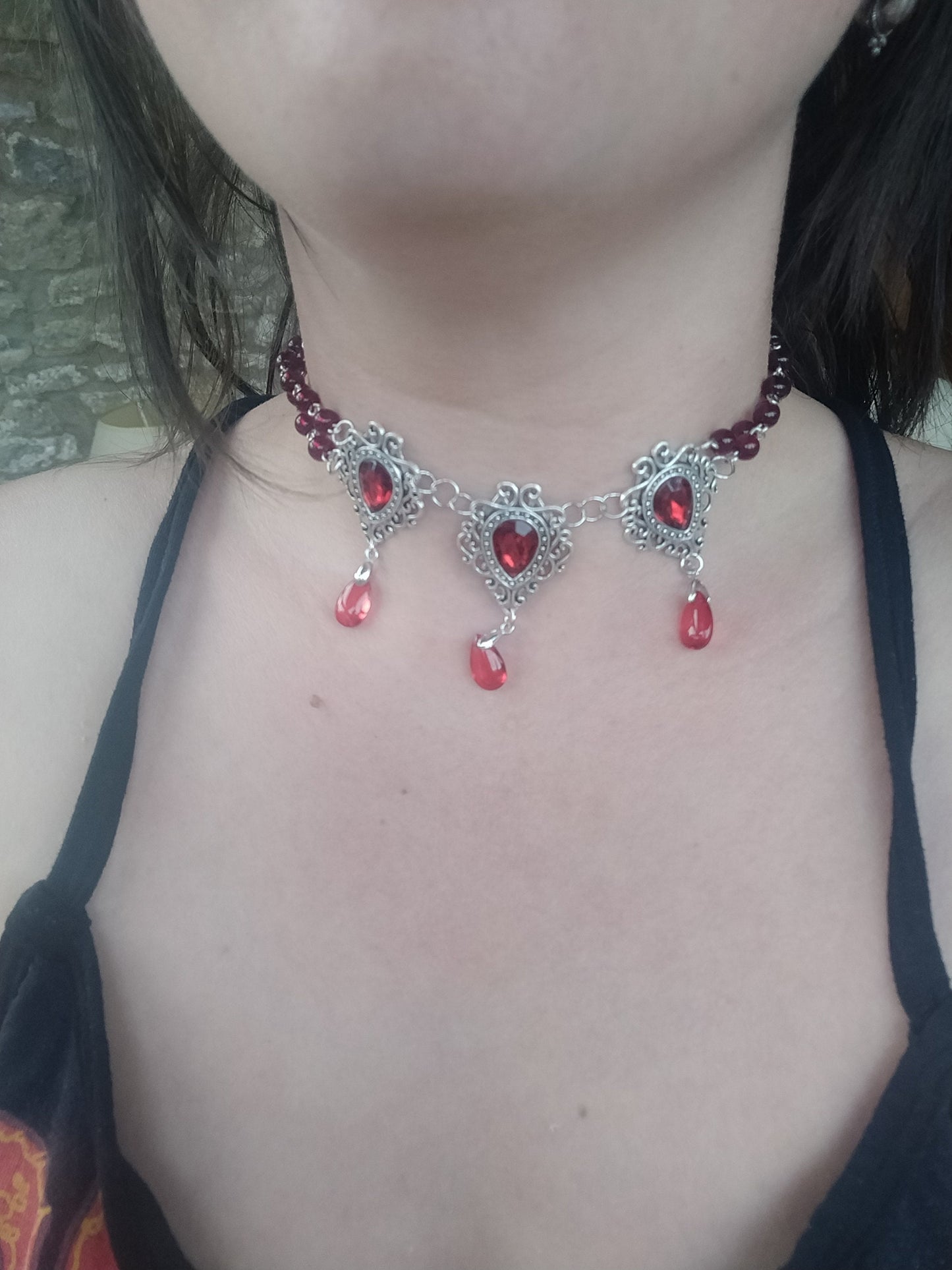 Vamp choker - blood red