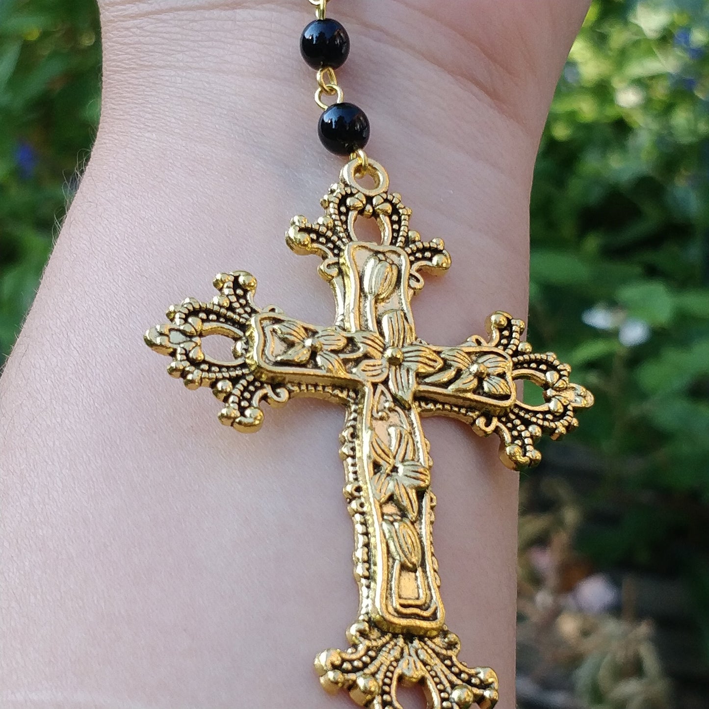 floral-cross-sacred-gothic