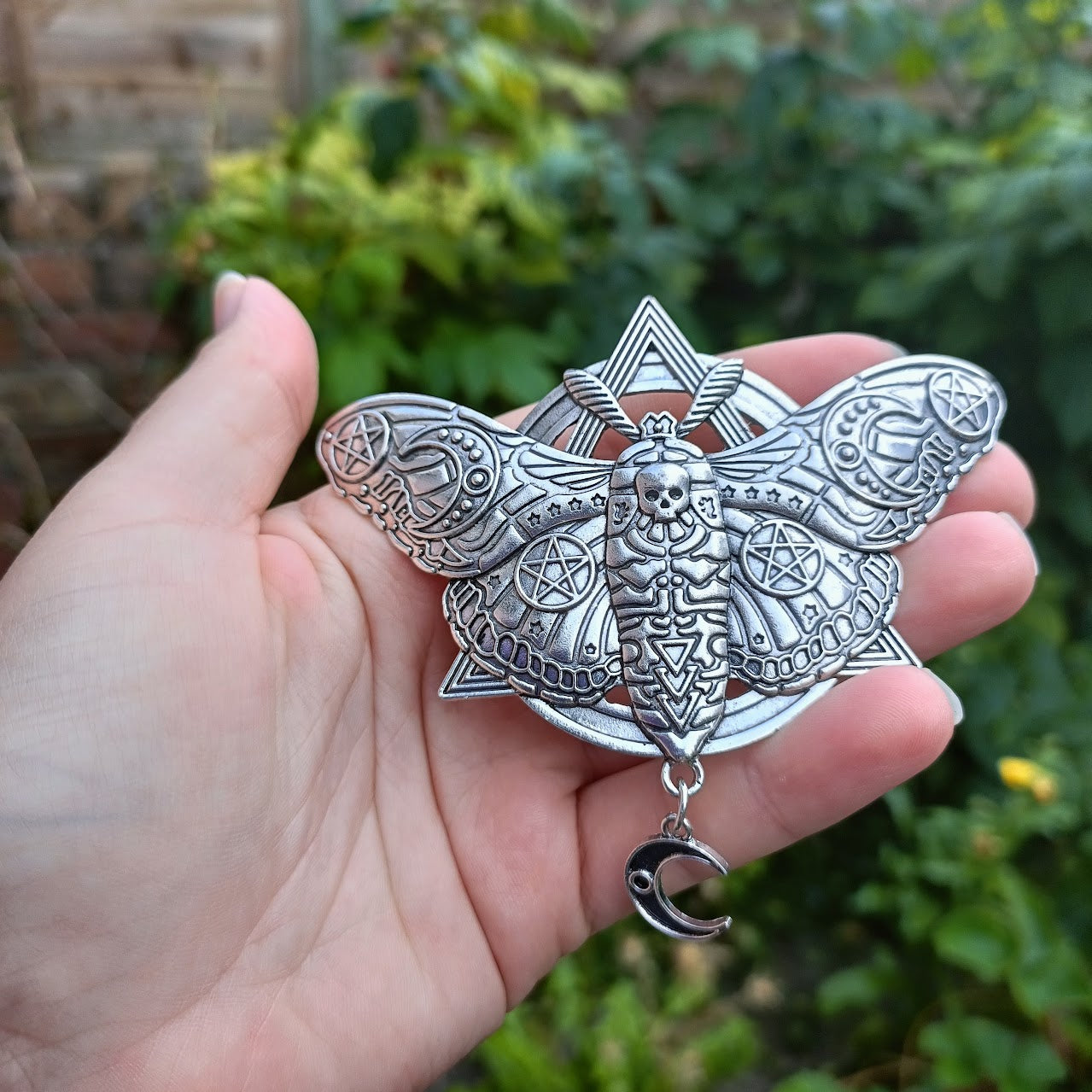 moon moth clip