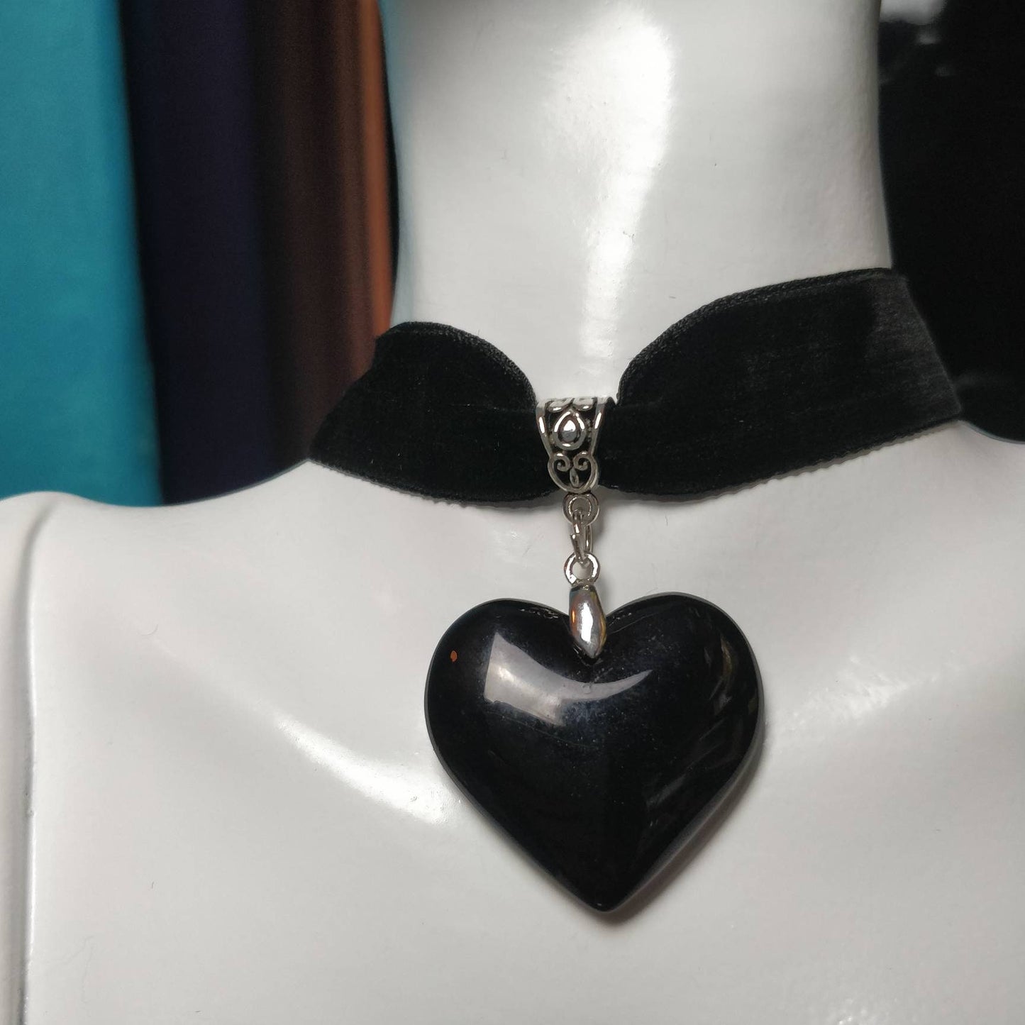 Velvet Choker with large heart