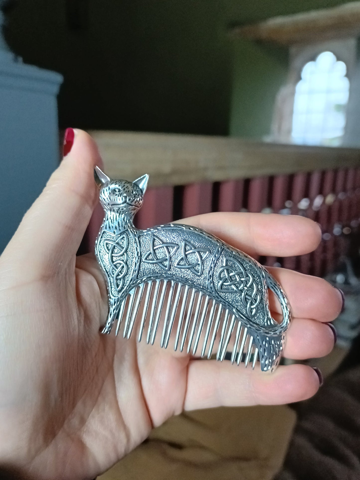 Medieval Cat Decorative Hair Comb