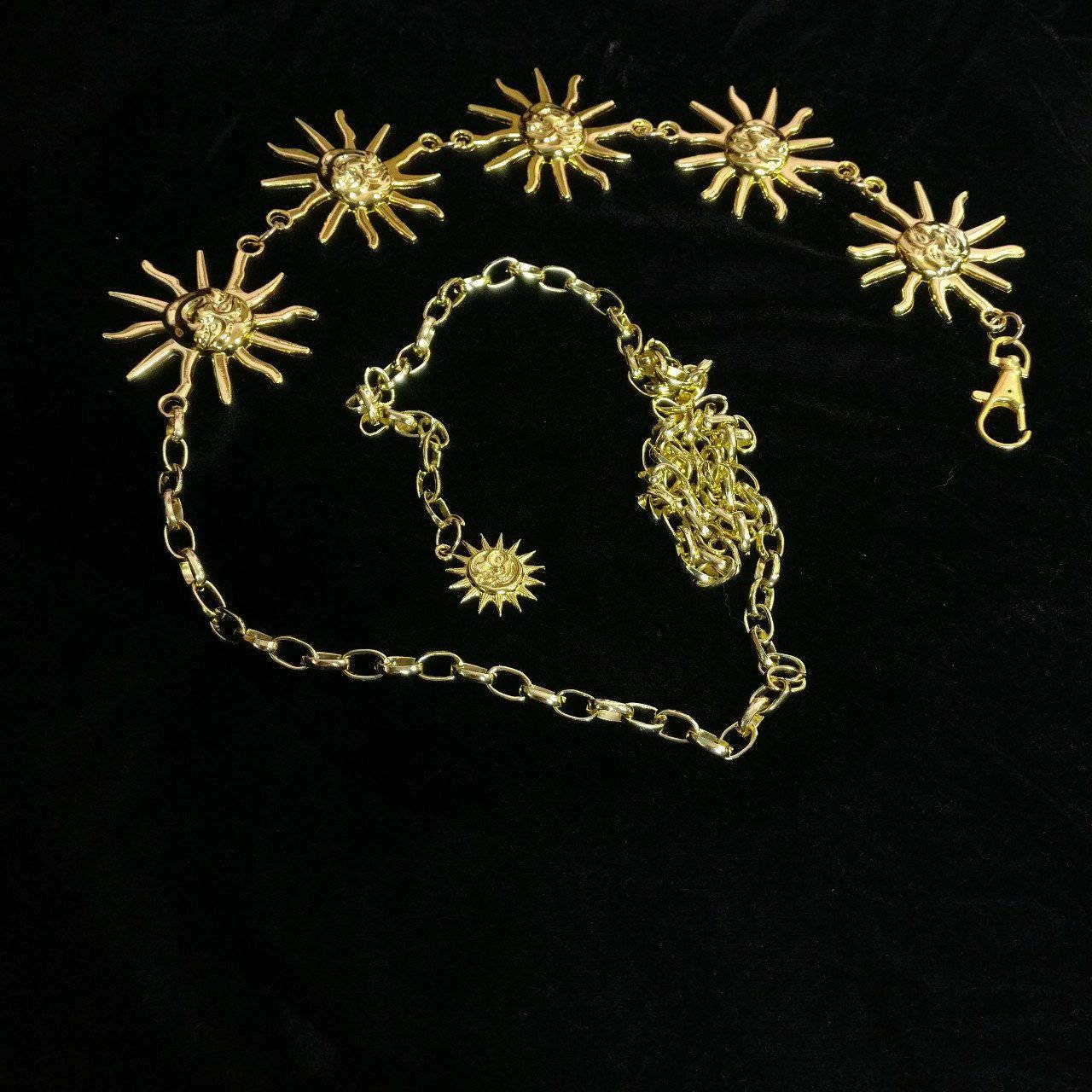 Celestial Belt/ Sun Chain Belt/ Hippy Boho Bohemian RETRO 90S gold Sun waist chain// wedding sash