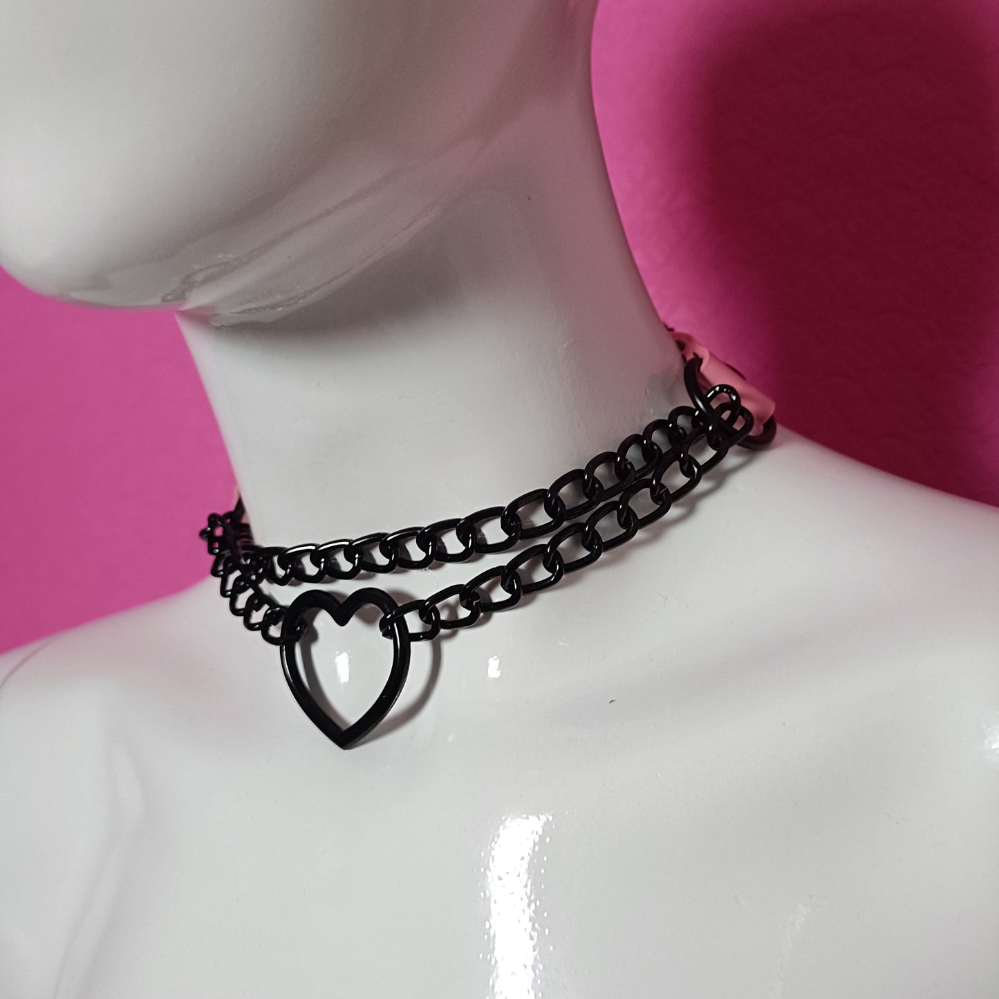 Heart Chain Choker - Choke Chain Version!! Pink