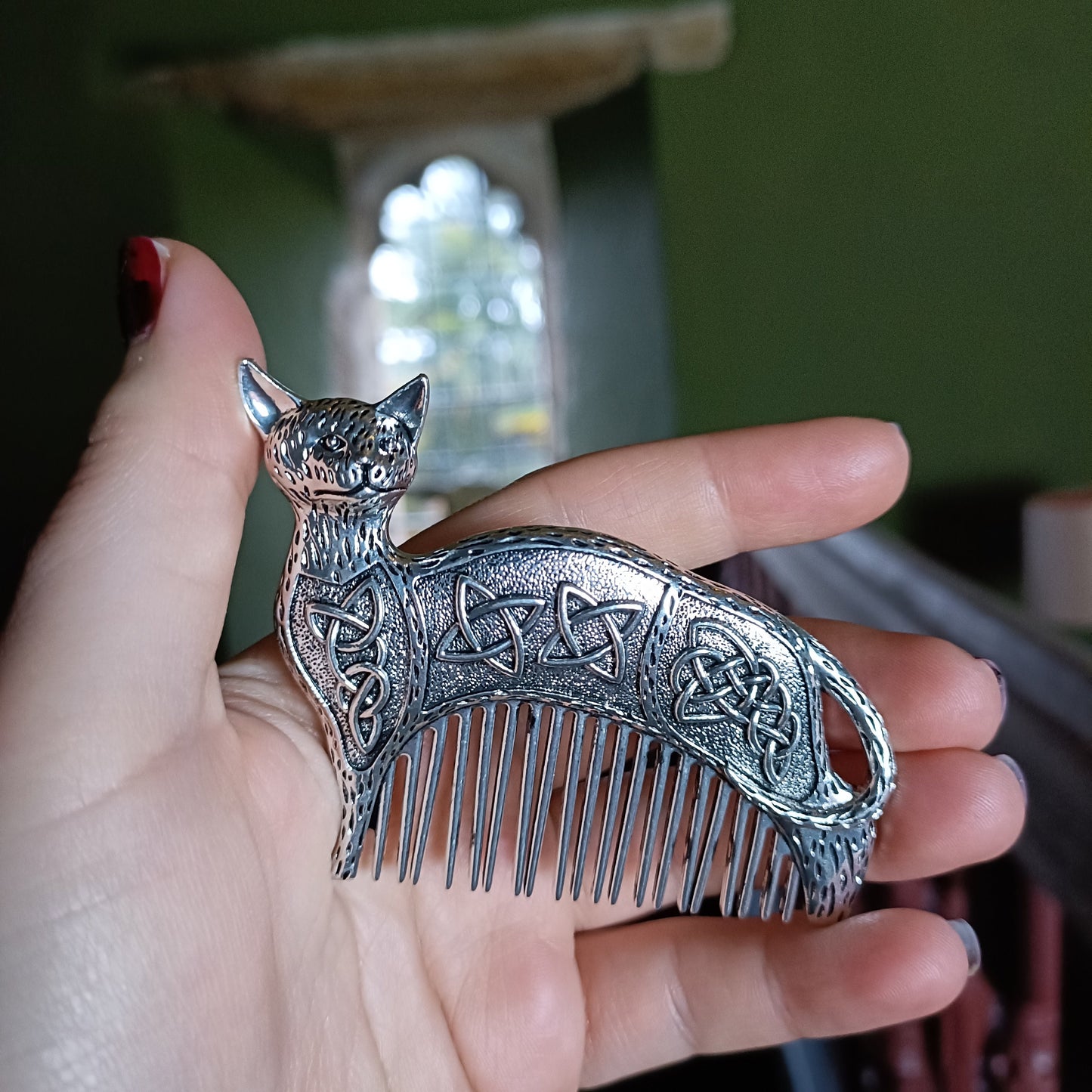 Medieval Cat Decorative Hair Comb