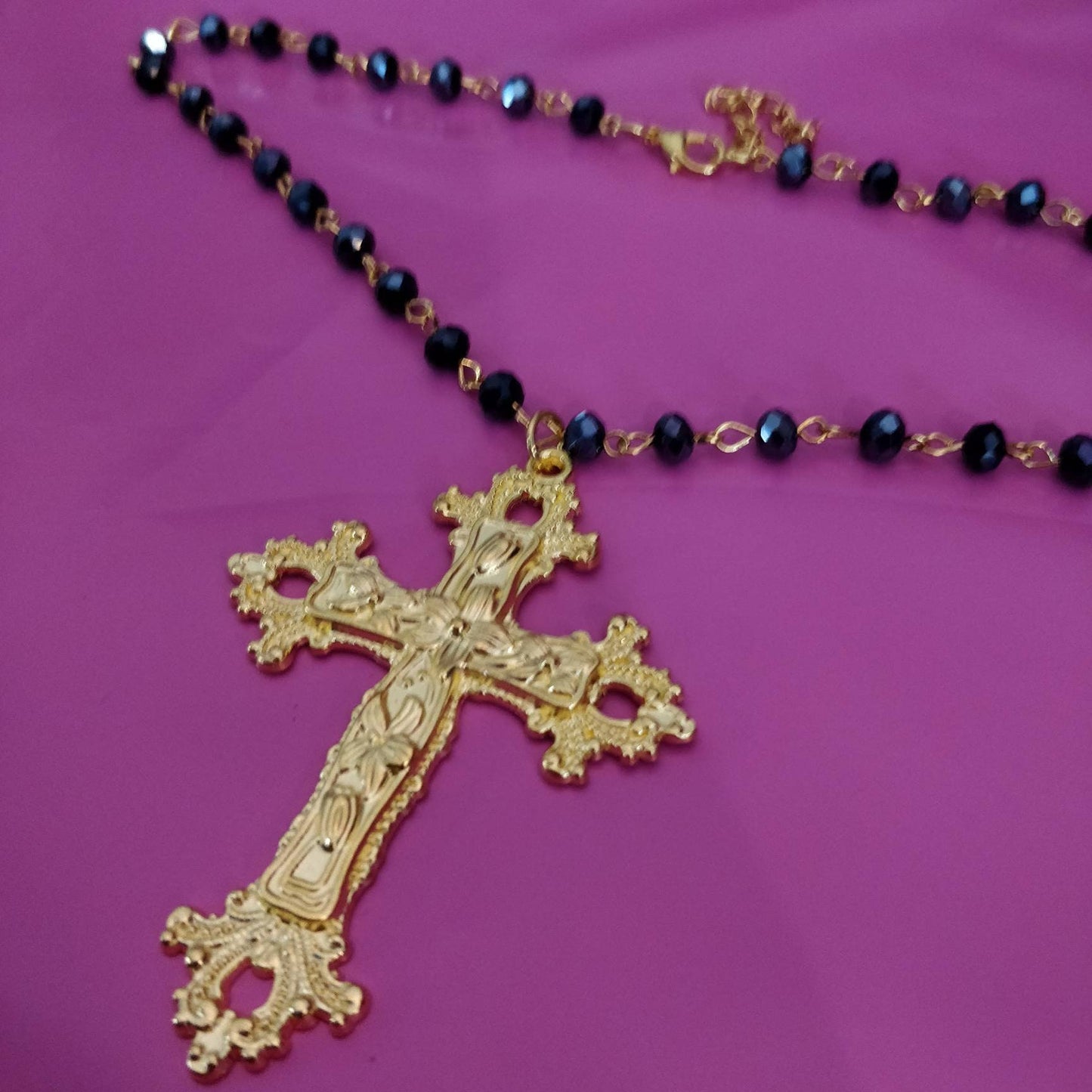 gold-floral-cross-prayer-beads