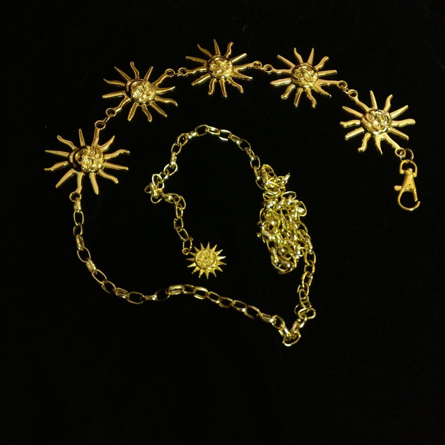 Celestial Belt/ Sun Chain Belt/ Hippy Boho Bohemian RETRO 90S gold Sun waist chain// wedding sash