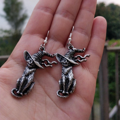 witchy-earrings-cat-in-witches-hat
